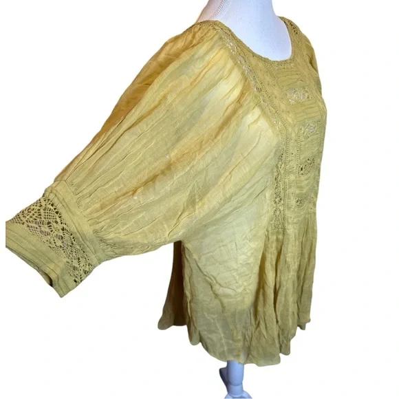 Free People Puff Sleeve Tunic with Pleated Design - Picture 3 of 7